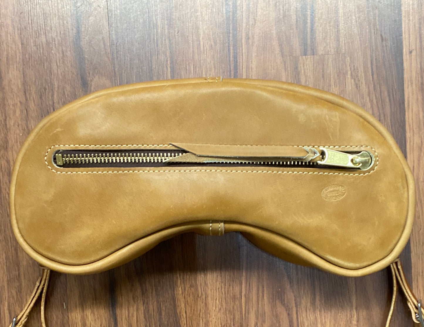 Medium Cowhide Cantle Bag