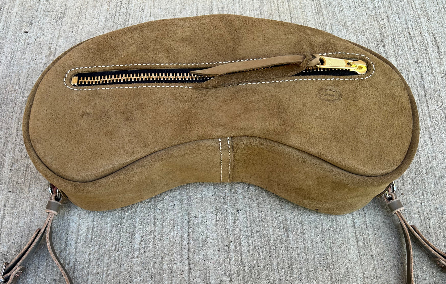 Medium Cowhide Cantle Bag